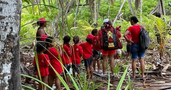 Une sortie au Lagon bleu pour découvrir le Lori Nonnette