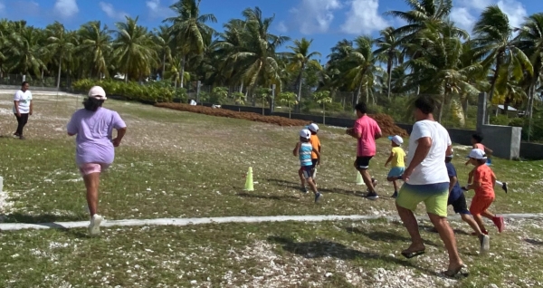 Cross de l’école Vahitutautua à Takaroa, le vendredi 13 octobre 2023