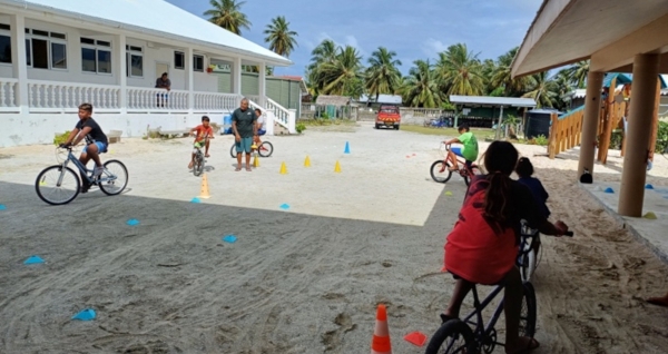Savoir rouler à vélo à l’école primaire de Ahe